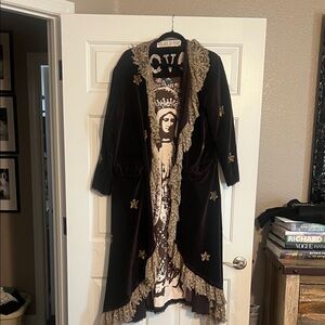 Magnolia Pearl Velvet Jacket with Lace and Star Details